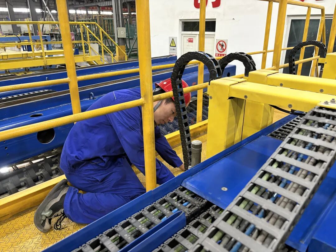 耀华宜宾职工用“微动作”把降本增效做到日常里